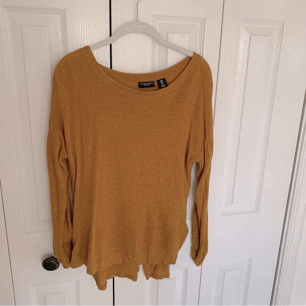 Adrienne Vittadini Linen long sleeve boat neck shirt Gold color Sz S
